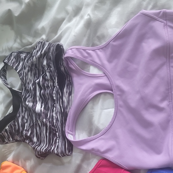 Colorful Sports Bras Collection - Picture 5 of 6